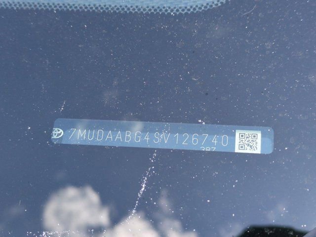 Certified 2025 Toyota Corolla Cross XLE w/ Convenience Package AWD/4WD image 18
