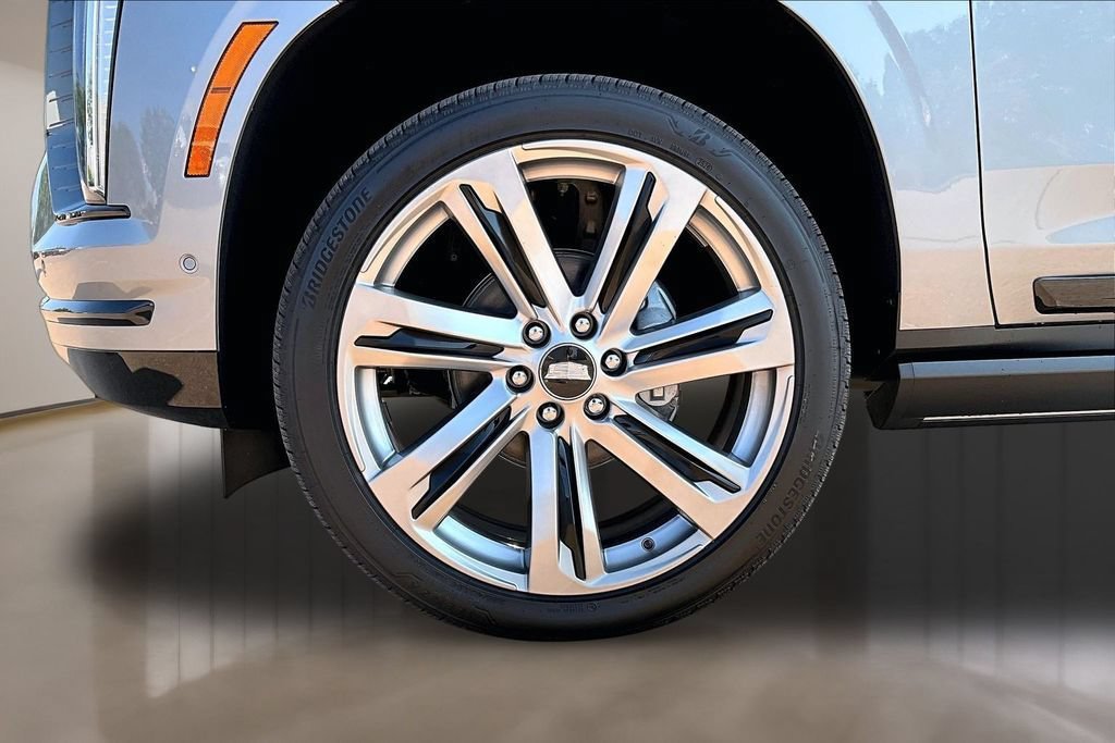New 2026 Cadillac Escalade ESV Sport w/ Touring Package AWD/4WD image 12