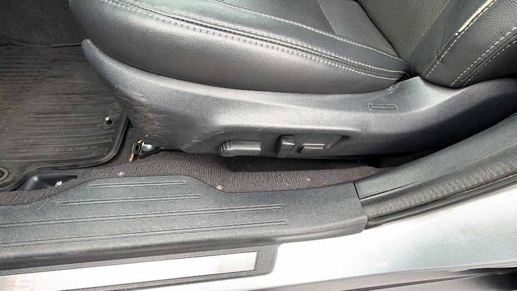 Used 2016 Subaru Outback 3.6R Limited image 22