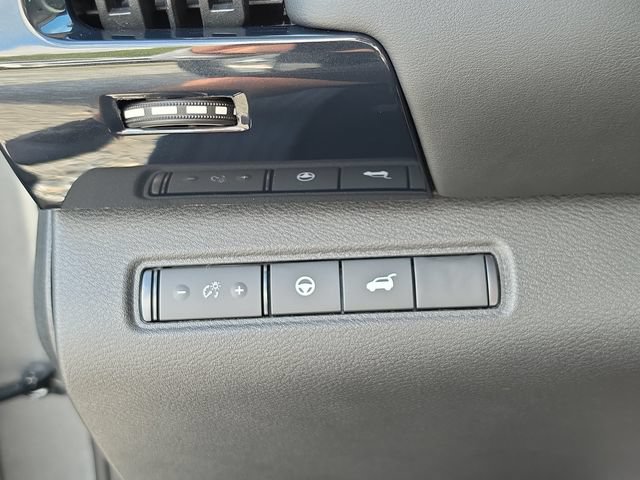 New 2026 Nissan Pathfinder SV FWD image 29