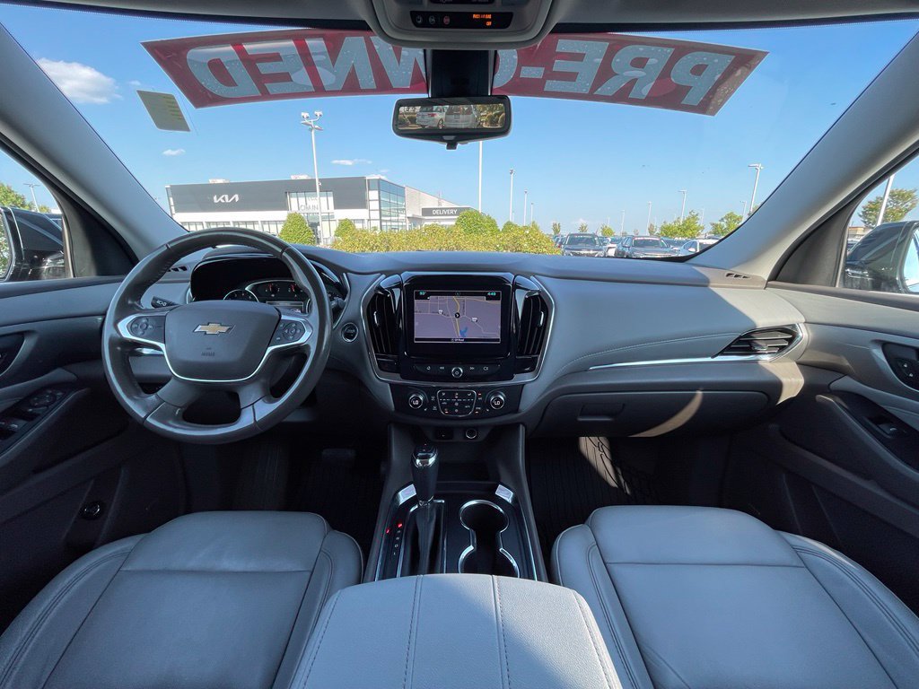 Used 2019 Chevrolet Traverse LT w/ LT Premium Package AWD/4WD image 29