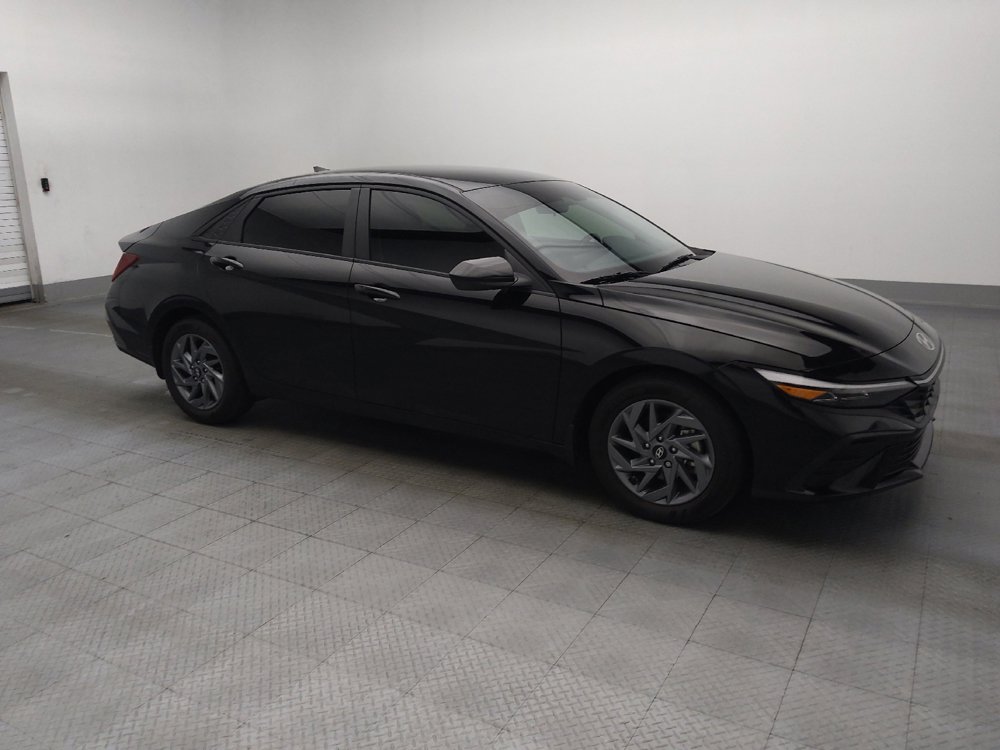 Used 2024 Hyundai Elantra SEL FWD image 11
