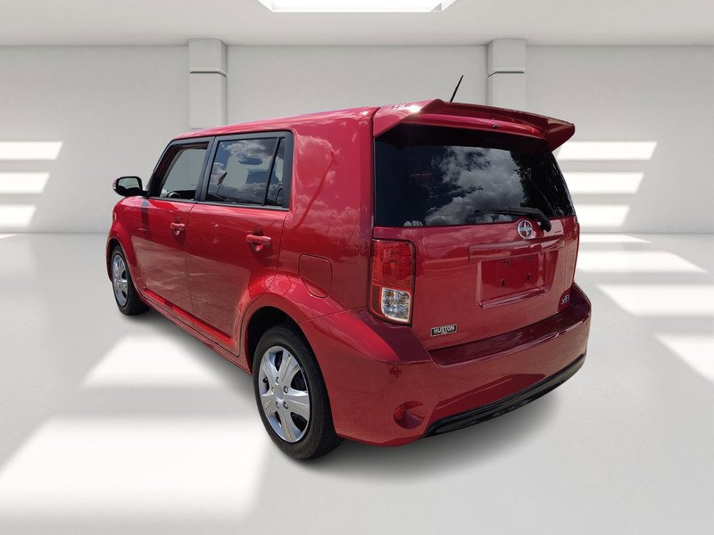Used 2013 Scion xB FWD image 3