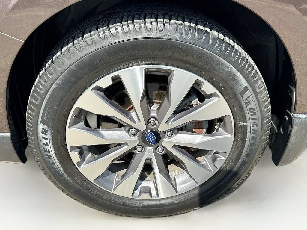 Used 2019 Subaru Outback 3.6R Touring w/ Popular Package #3A AWD/4WD image 41