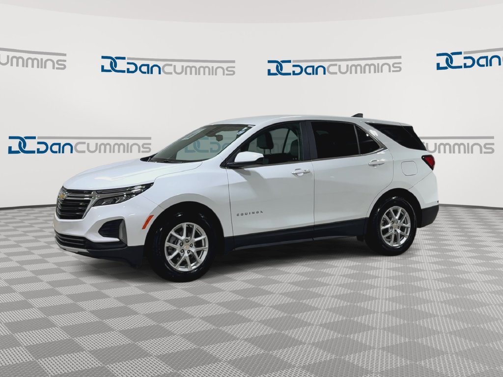 Used 2023 Chevrolet Equinox LT w/ LPO, Floor Liner Package FWD image 4