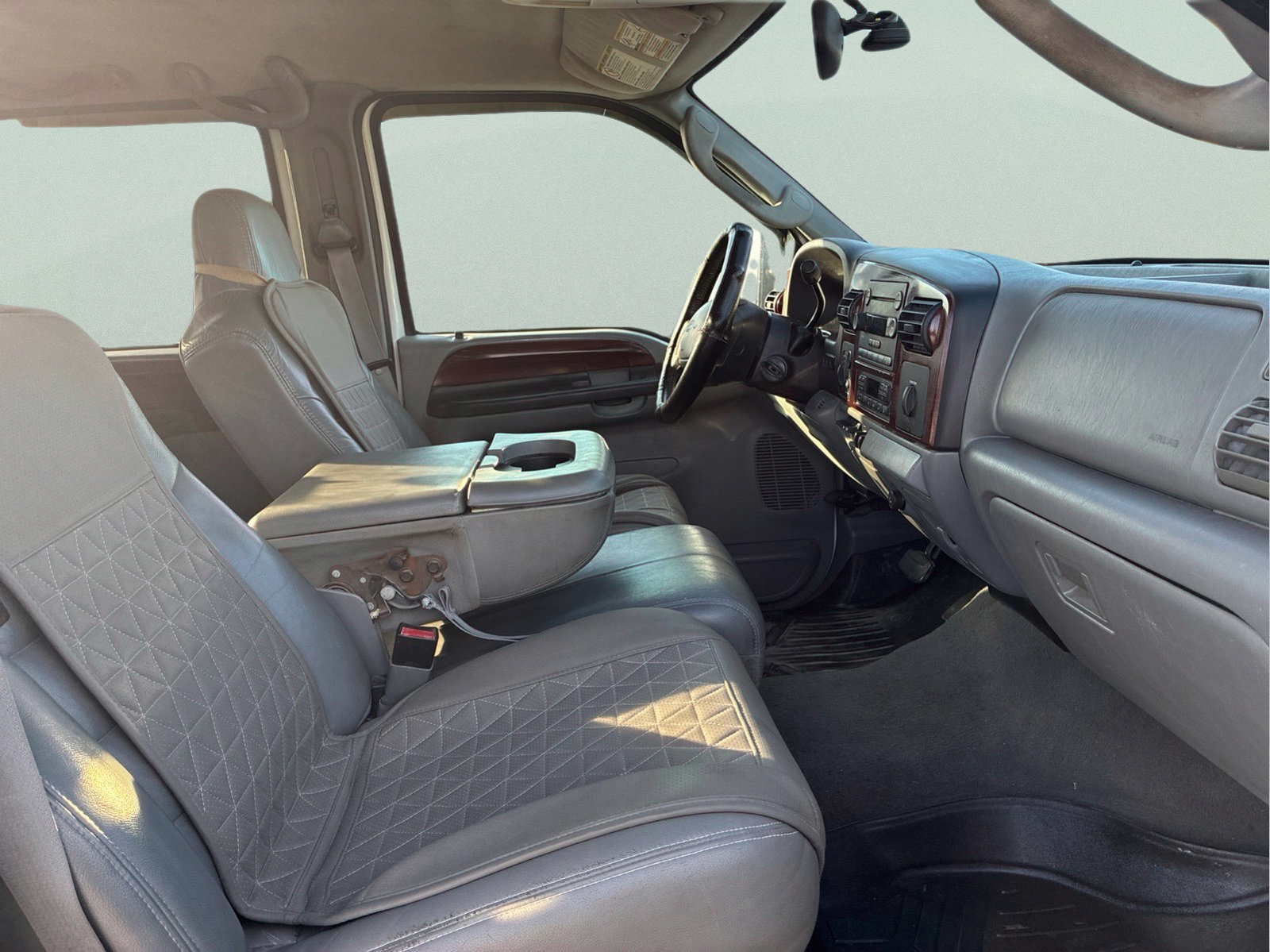 Used 2005 Ford F250 Lariat AWD/4WD image 12