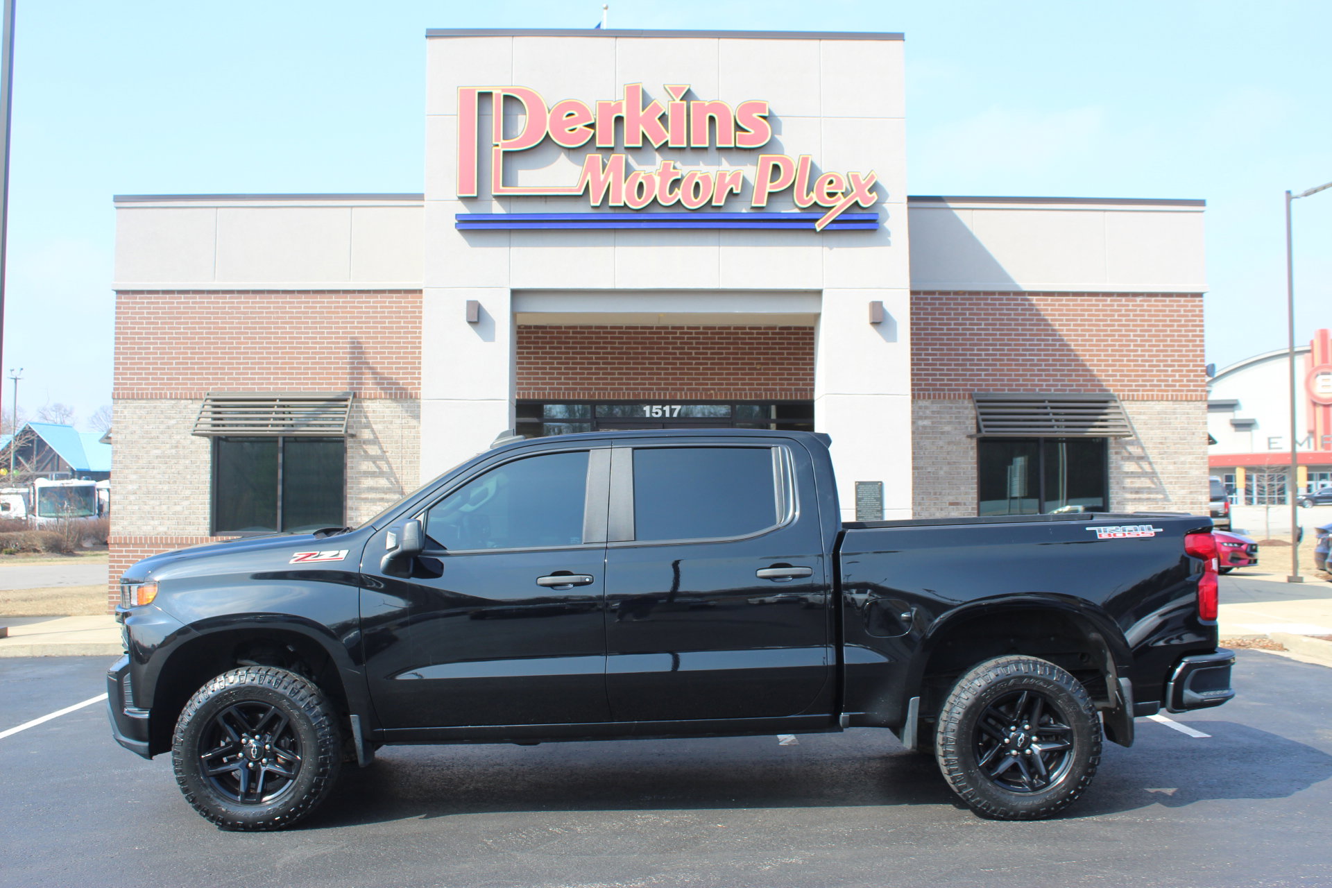 Used 2020 Chevrolet Silverado 1500 Custom Trail Boss w/ Custom Convenience Package image 10