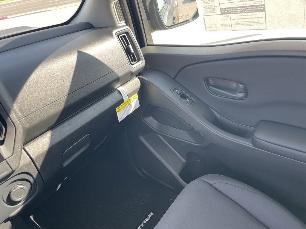 New 2026 Nissan Frontier S image 17