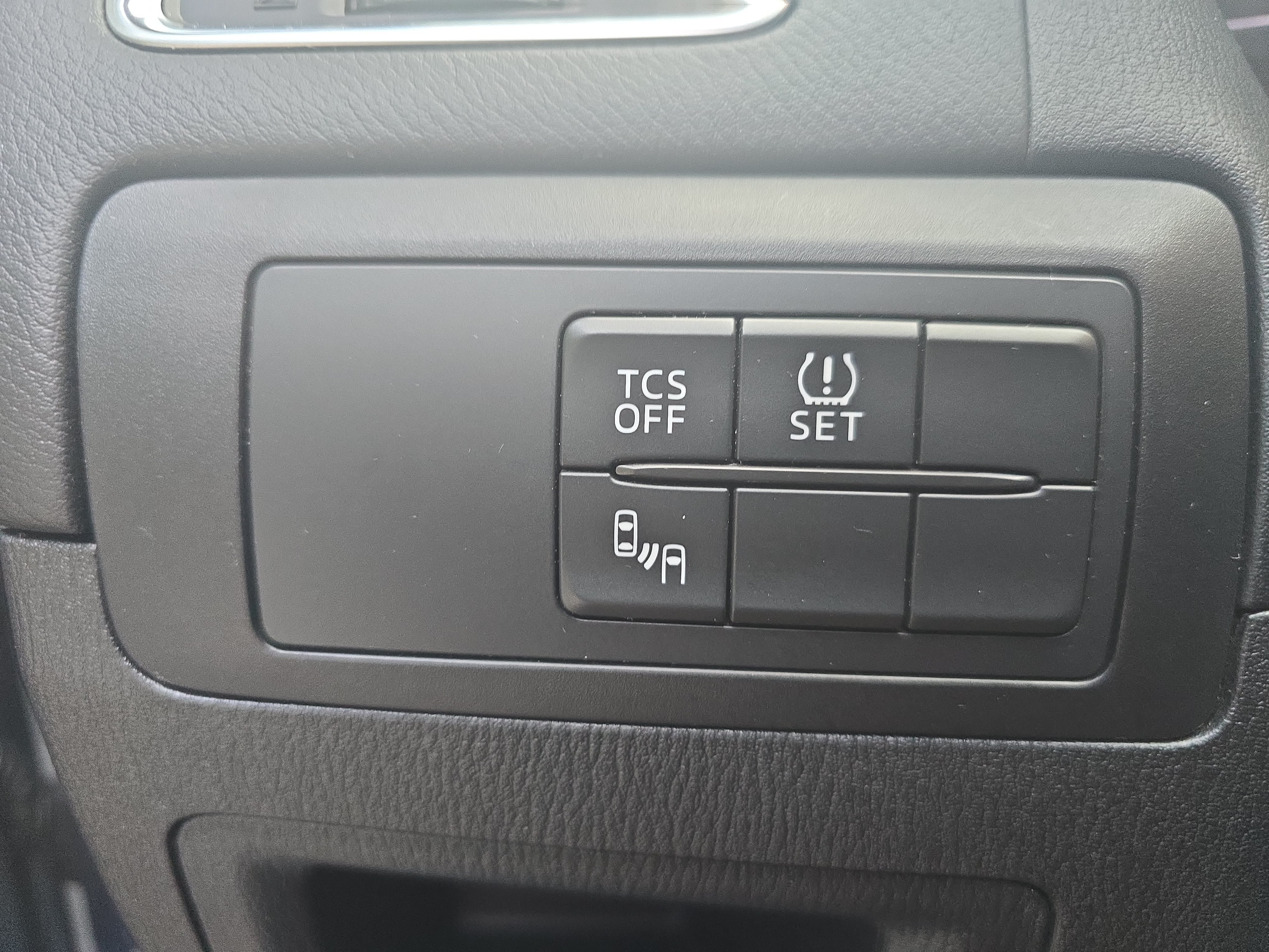 Used 2016 MAZDA CX-5 Touring FWD image 23