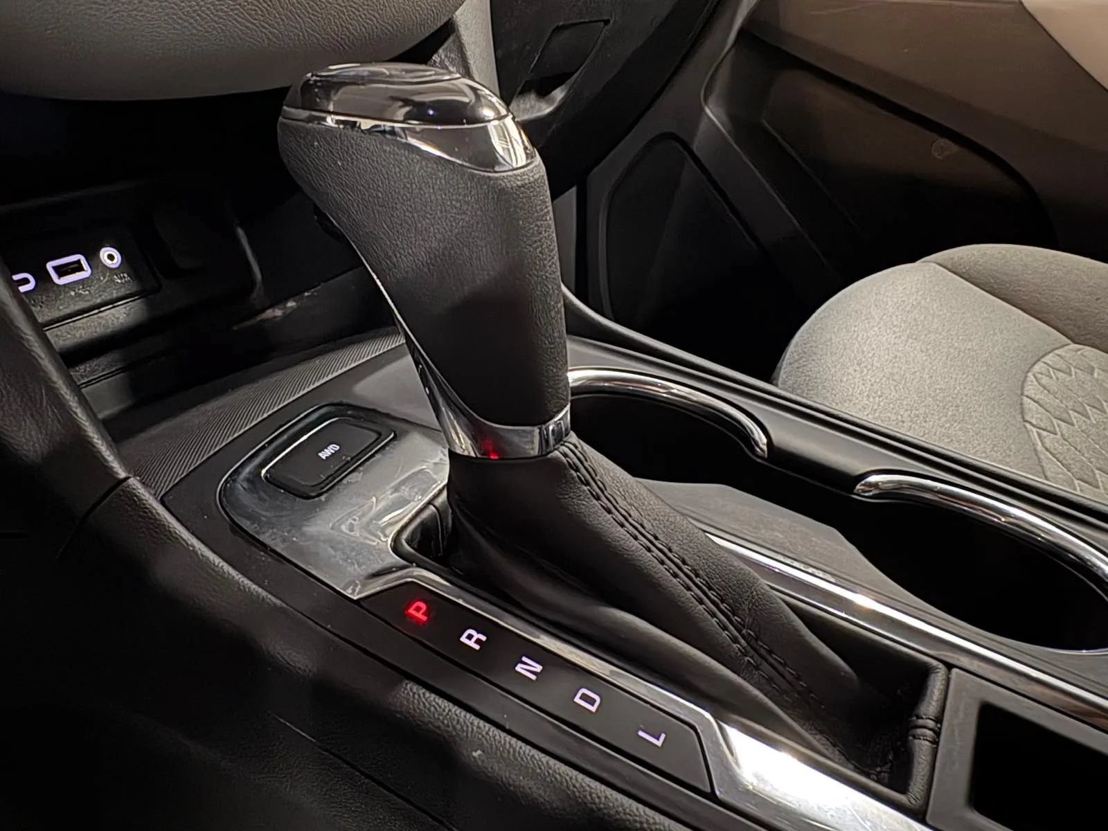Used 2019 Chevrolet Equinox LT AWD/4WD image 35