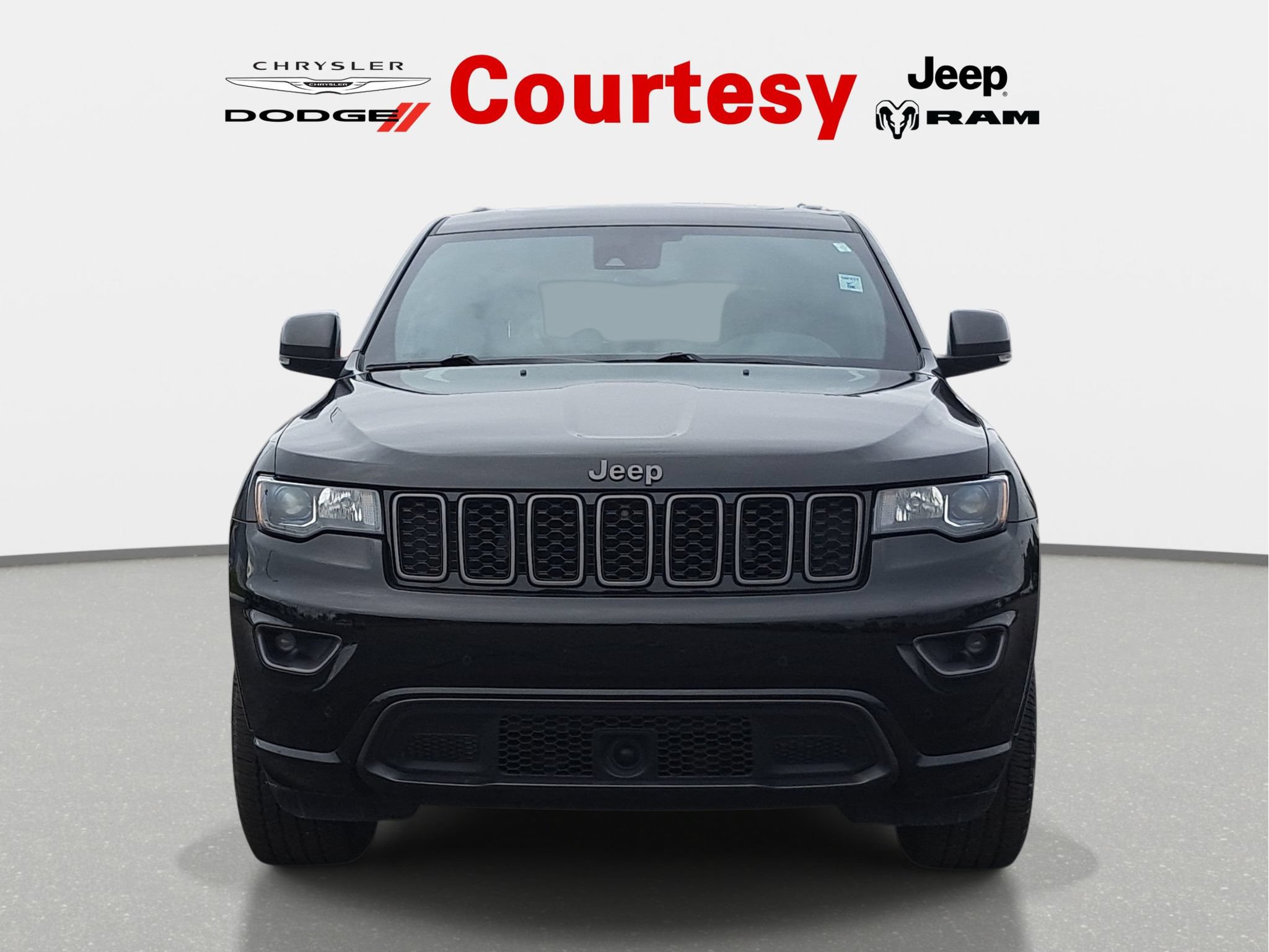 Certified 2021 Jeep Grand Cherokee Limited w/ Quick Order Package 28K 80th AWD/4WD image 9
