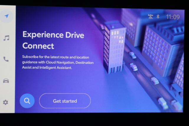 Used 2023 Toyota RAV4 XLE image 32