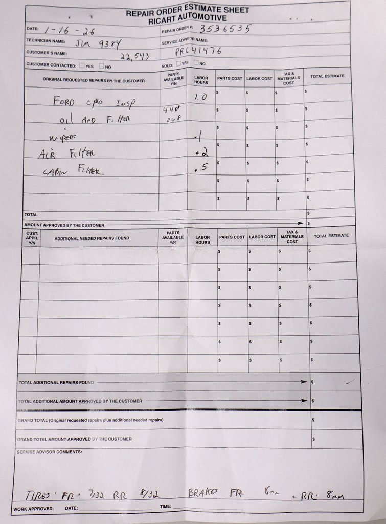 Used 2025 Toyota Corolla LE image 4