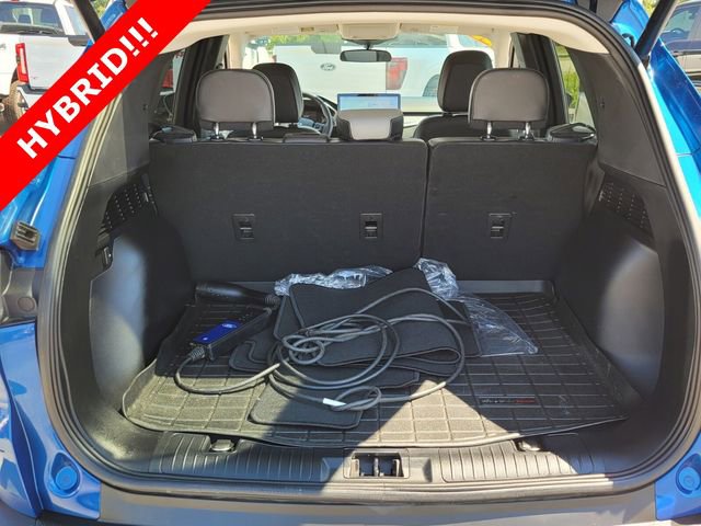 Used 2023 Ford Escape SE image 11
