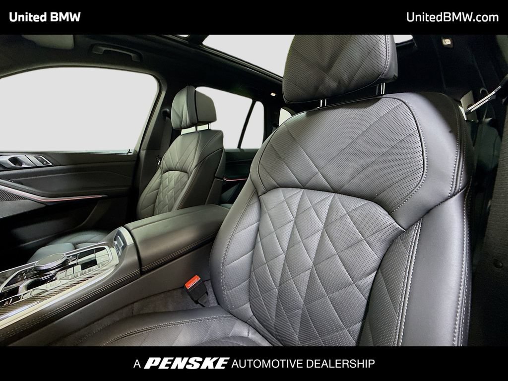 Used 2026 BMW X5 M60i AWD/4WD image 5