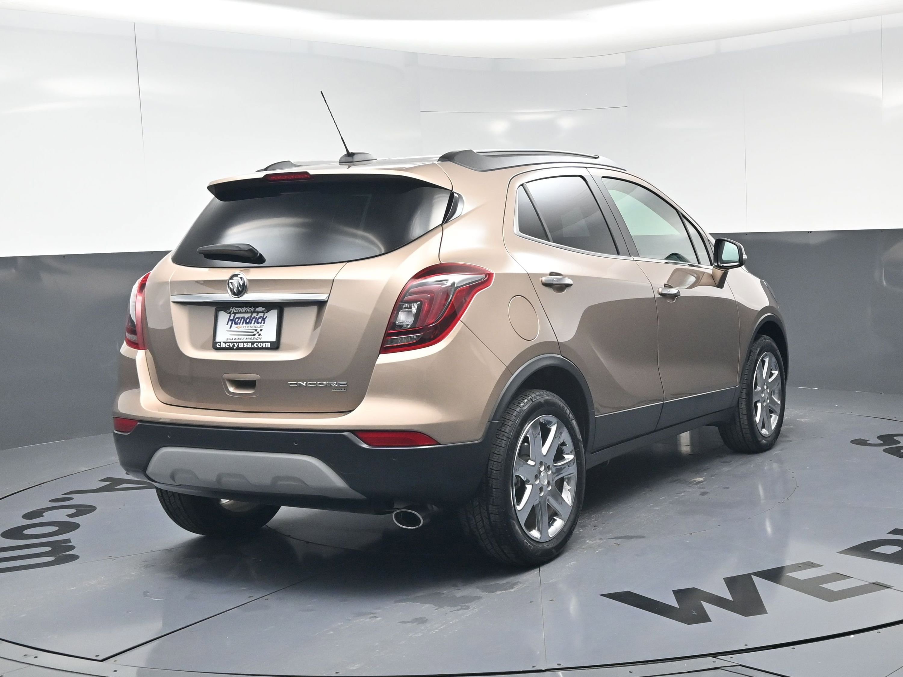 Used 2019 Buick Encore Essence w/ Experience Buick Package image 9