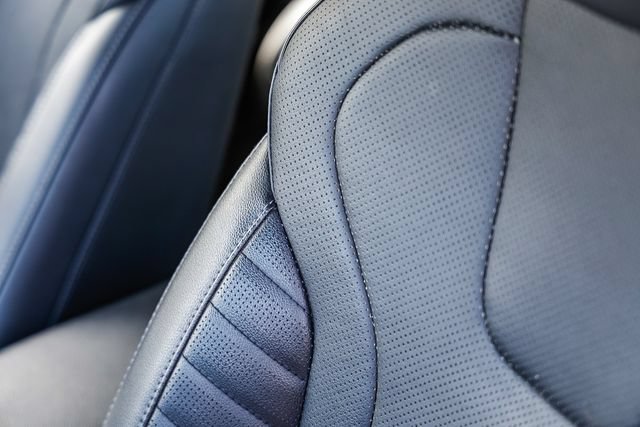 Certified 2022 Hyundai Elantra Limited FWD image 29