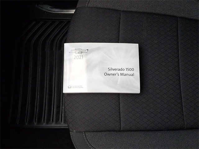 Used 2021 Chevrolet Silverado 1500 LT image 25