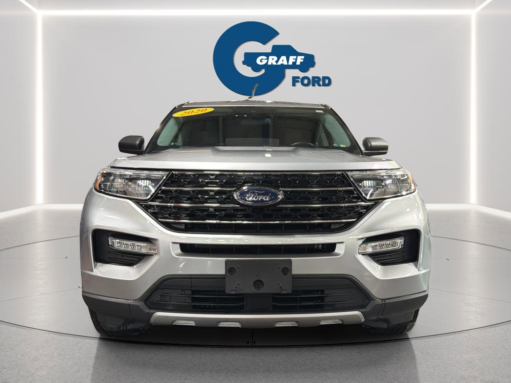 Used 2020 Ford Explorer XLT w/ Equipment Group 202A image 8