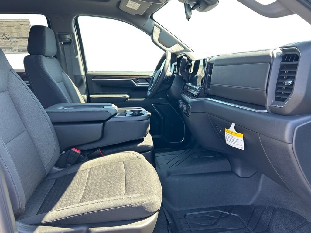 New 2026 Chevrolet Silverado 1500 LT w/ Safety Package RWD image 17
