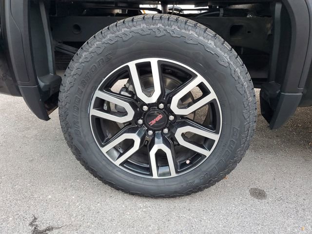 Used 2023 GMC Sierra 1500 AT4 w/ AT4 Premium Package image 5