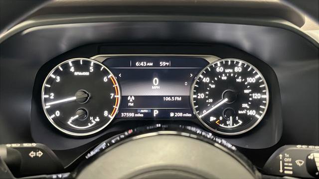 Used 2023 Nissan Rogue SV AWD/4WD image 16