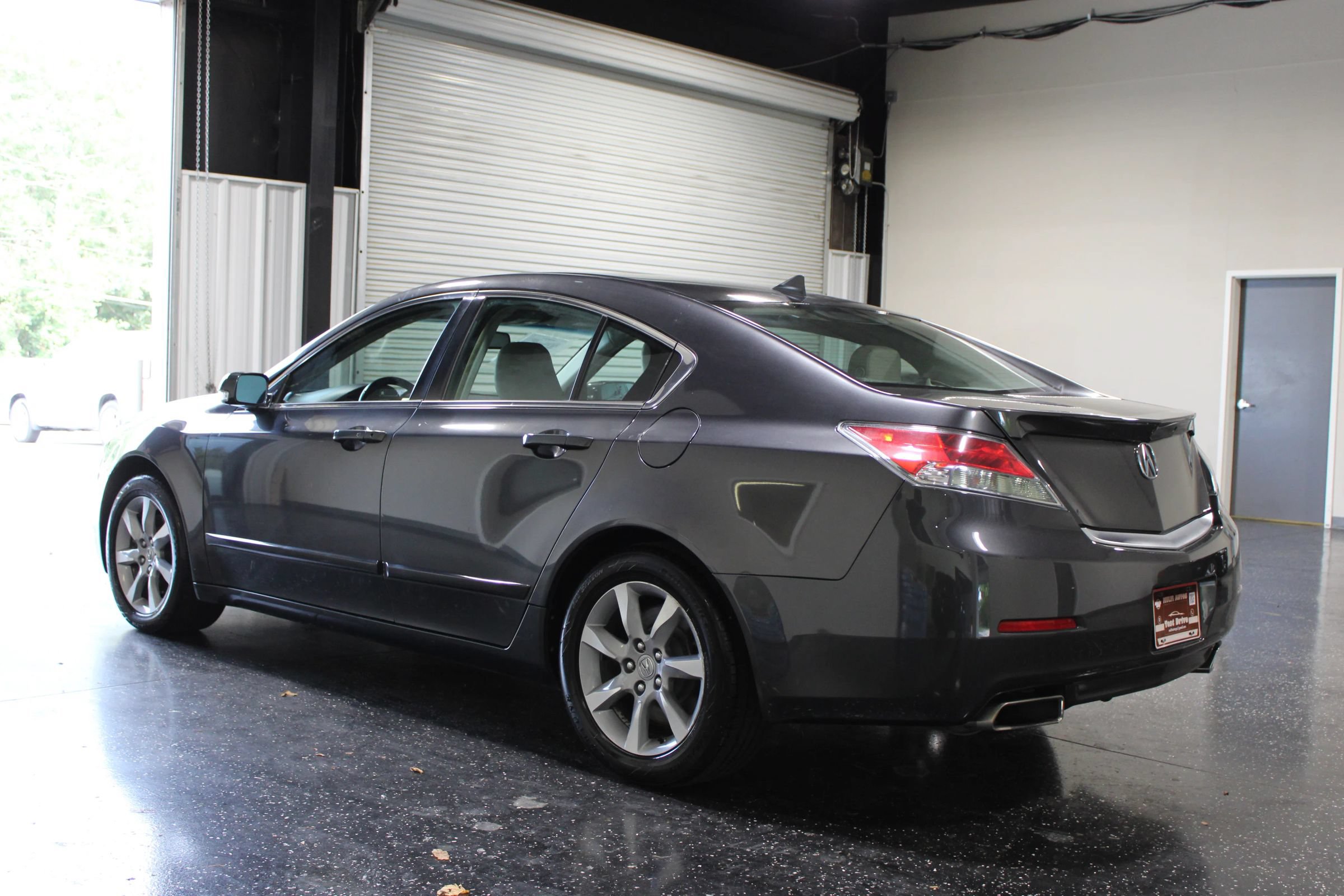 Used 2014 Acura TL w/ Technology Package FWD image 6