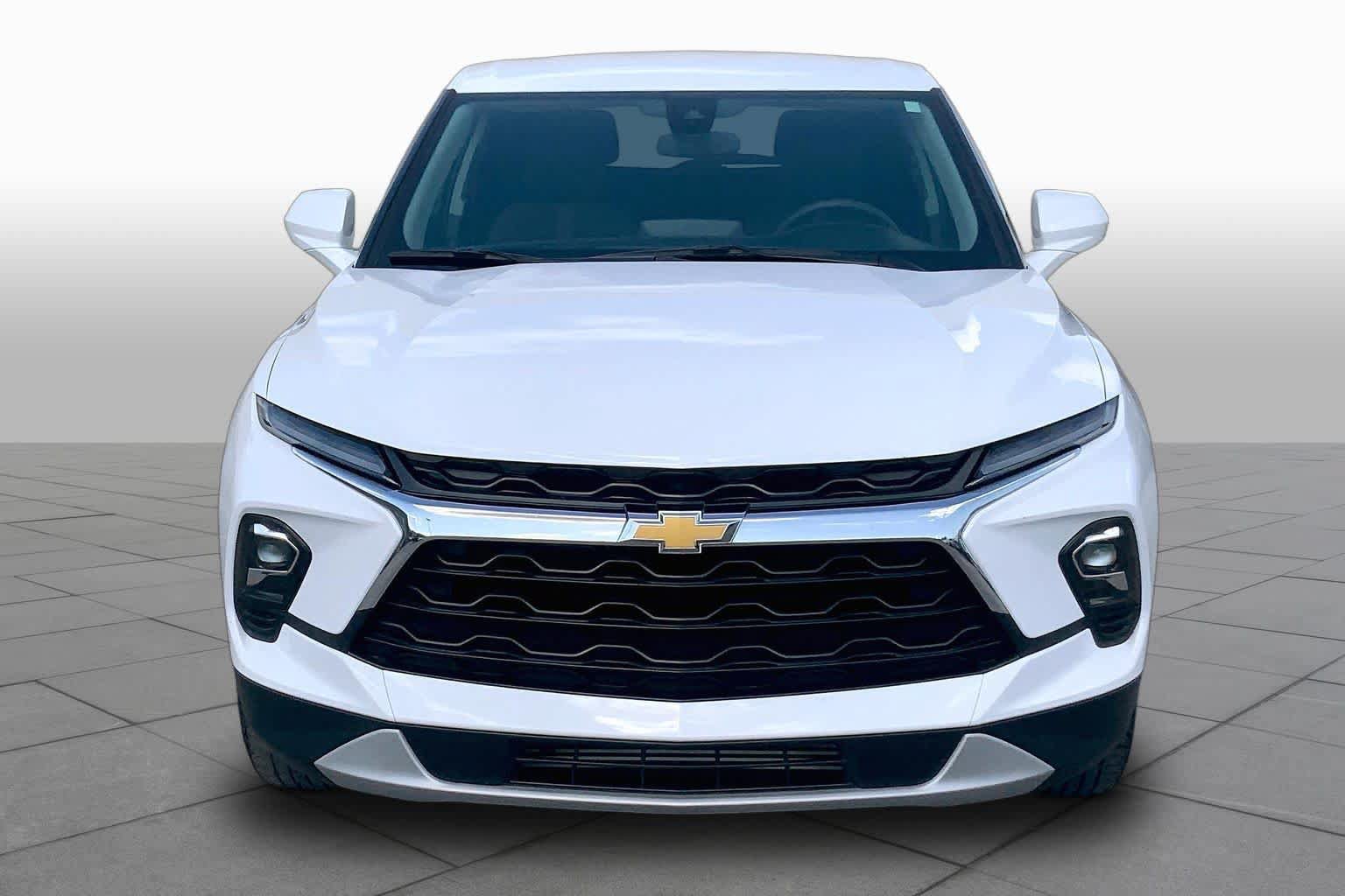 Used 2023 Chevrolet Blazer LT FWD image 4