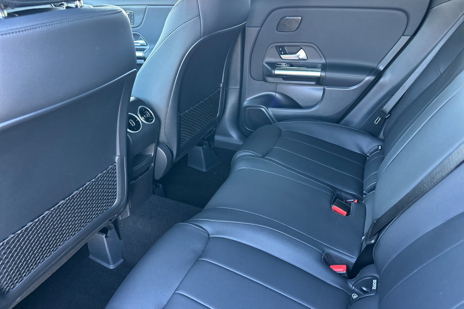 New 2026 Mercedes-Benz GLA 250 4MATIC image 12