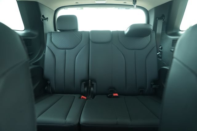 Used 2025 Hyundai Palisade SEL FWD image 28