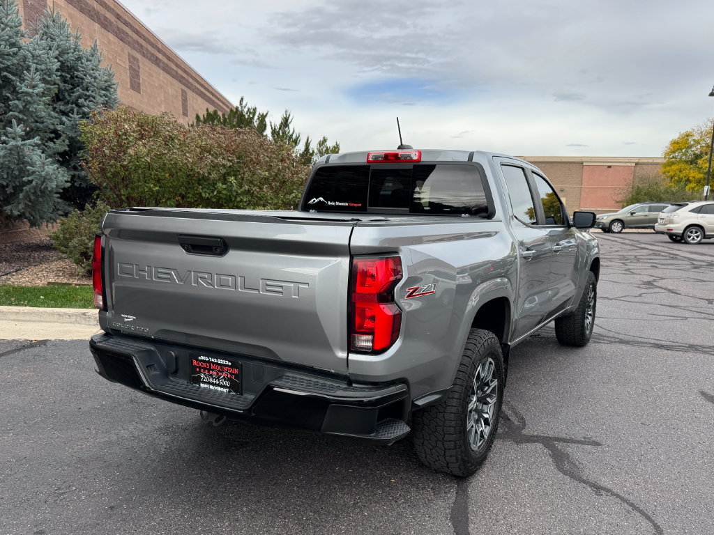 Used 2023 Chevrolet Colorado Z71 w/ Z71 Convenience Package 2 AWD/4WD image 8