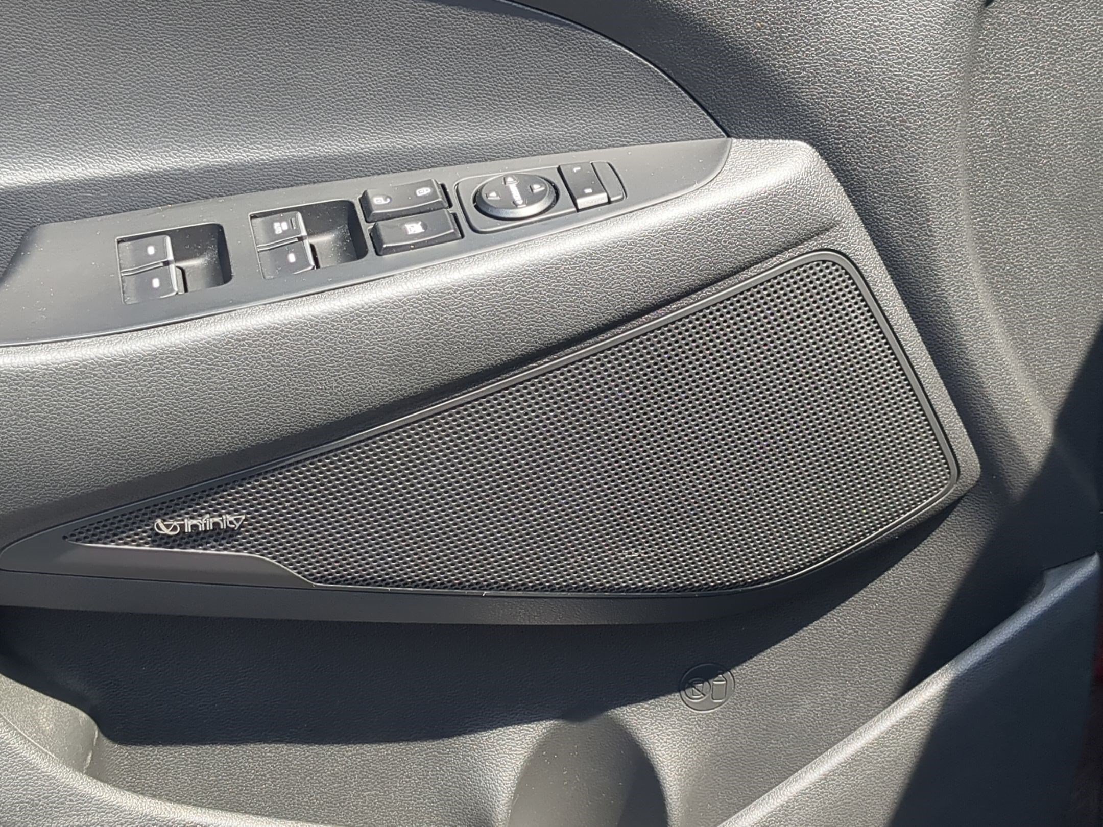 Certified 2021 Hyundai Tucson Limited AWD/4WD image 19