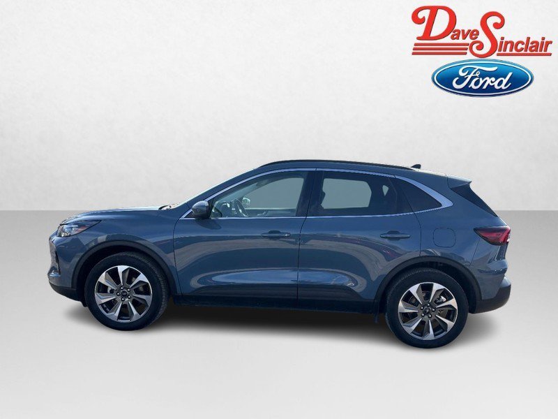 Used 2023 Ford Escape Platinum image 10