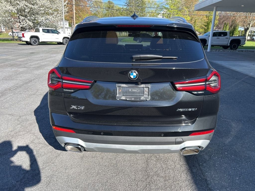 Certified 2024 BMW X3 xDrive30i w/ Premium Package AWD/4WD image 4