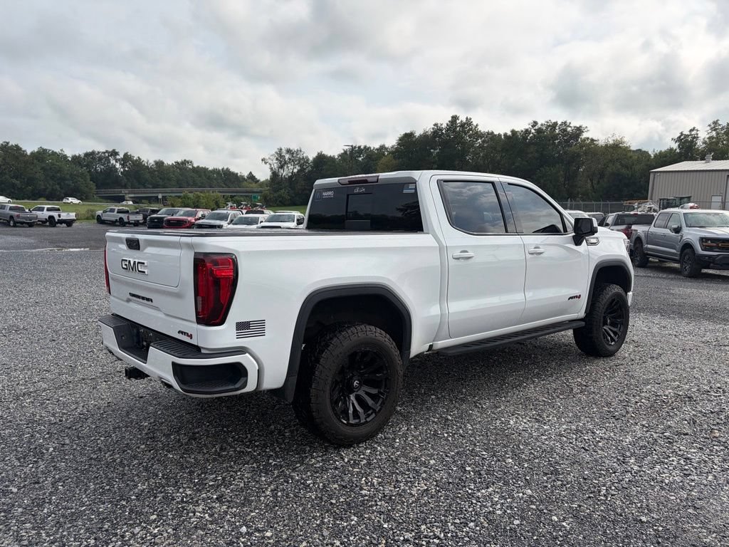 Used 2022 GMC Sierra 1500 AT4 w/ AT4 Preferred Package AWD/4WD image 10