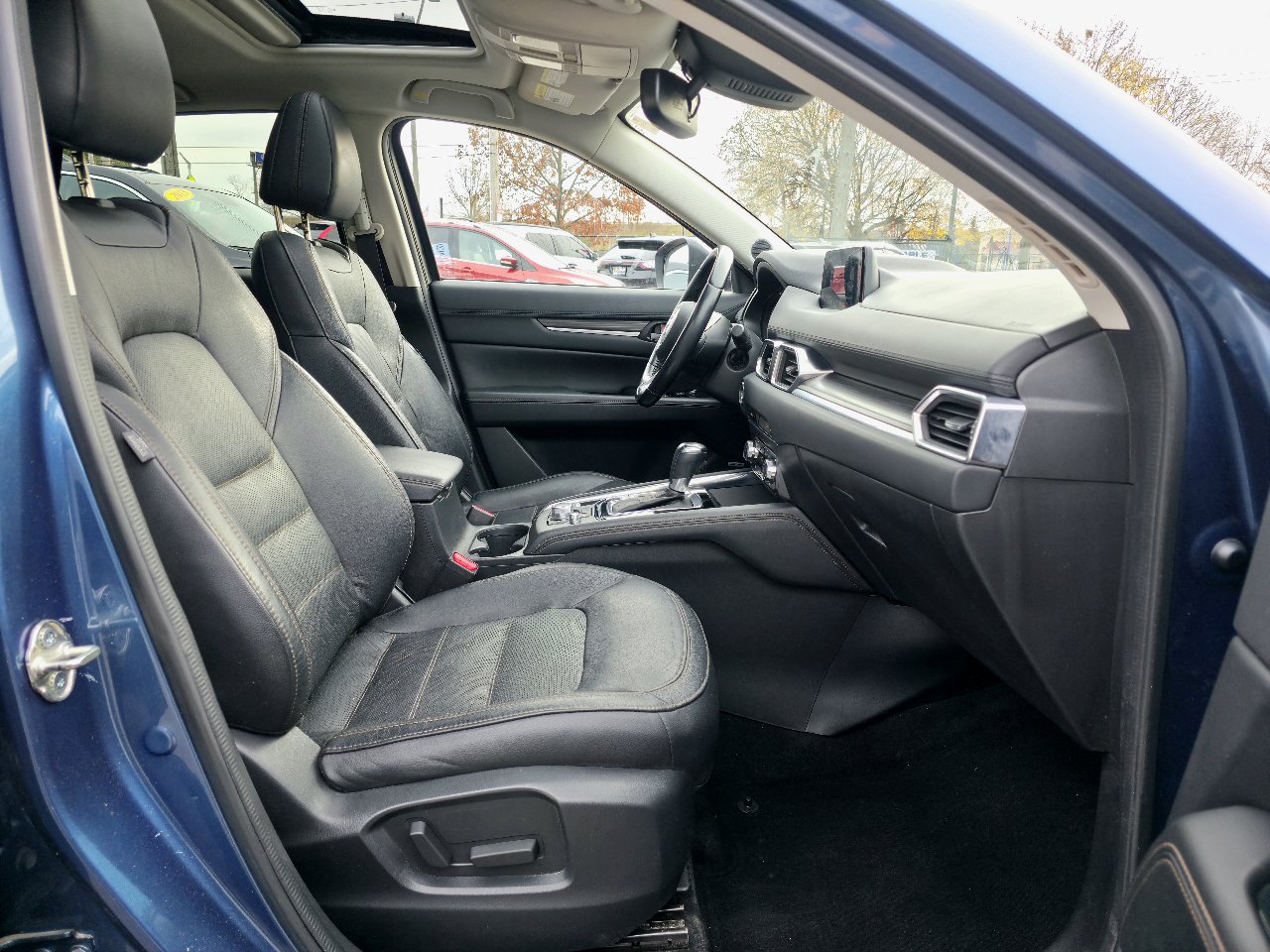 Used 2017 MAZDA CX-5 Grand Touring w/ Premium Package image 21