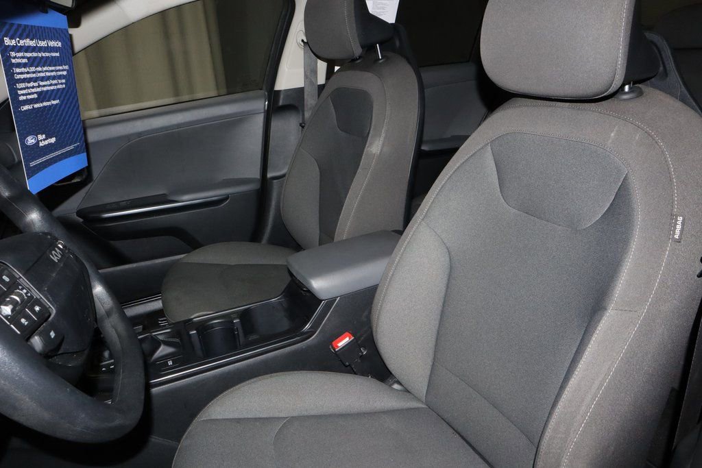 Used 2025 Kia K4 LXS image 24