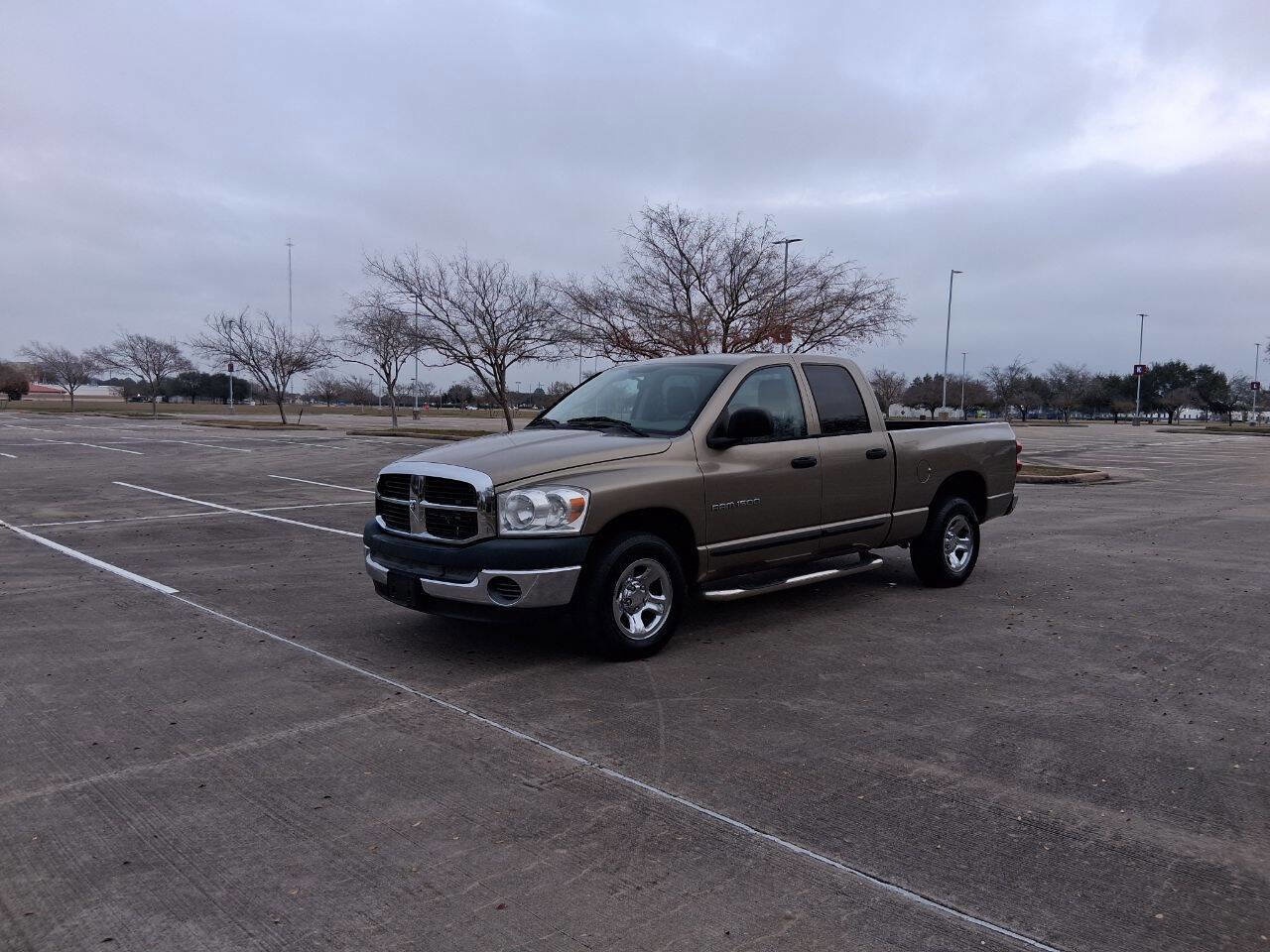 Used 2007 Dodge Ram 1500 Truck ST image 2