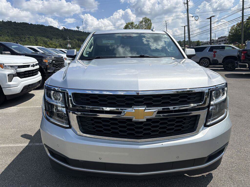 Used 2020 Chevrolet Suburban LT RWD image 7