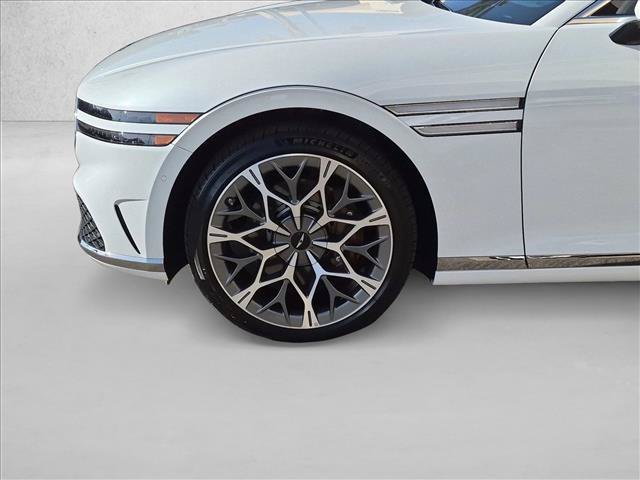 Used 2025 Genesis G90 3.5T AWD/4WD image 26