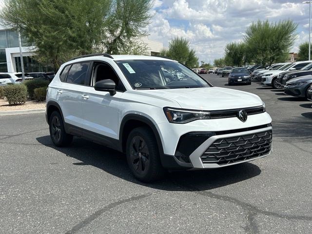 Used 2025 Volkswagen Taos S FWD image 4
