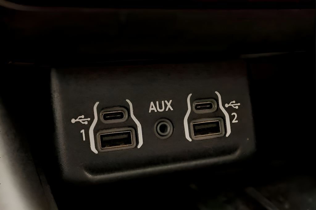 Used 2025 Dodge Durango R/T AWD/4WD image 56