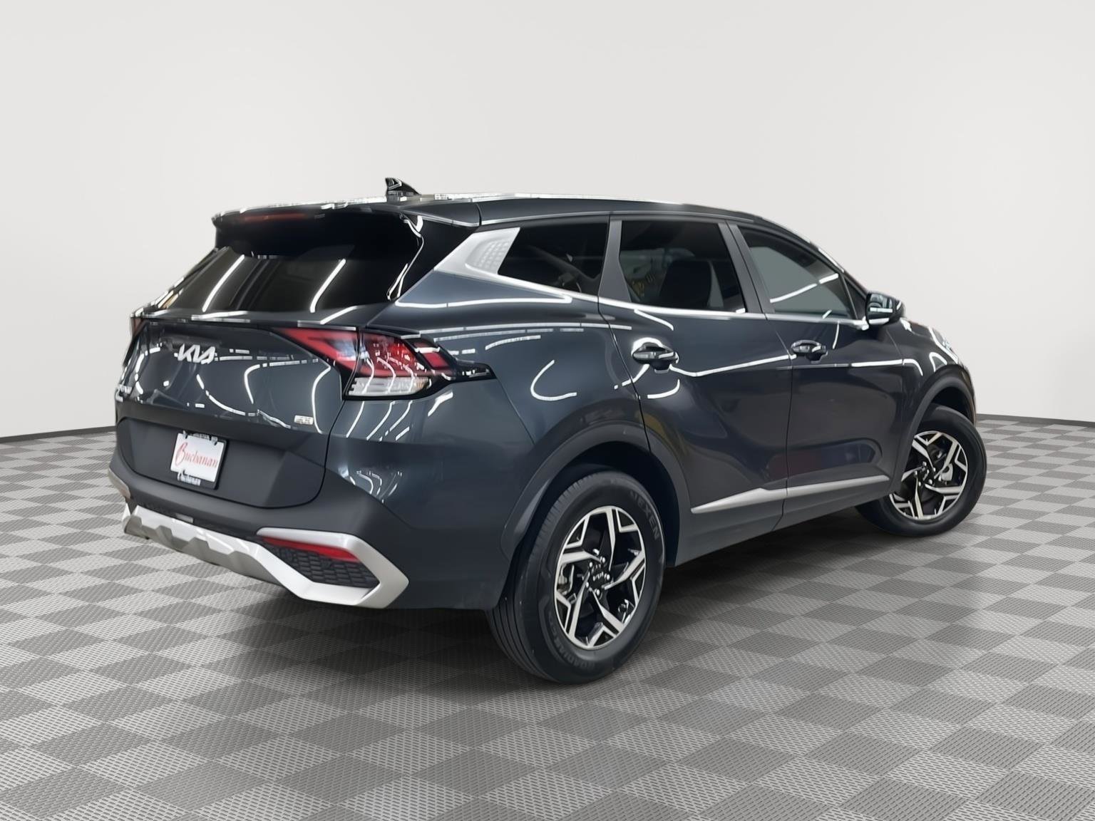 Used 2024 Kia Sportage LX image 5