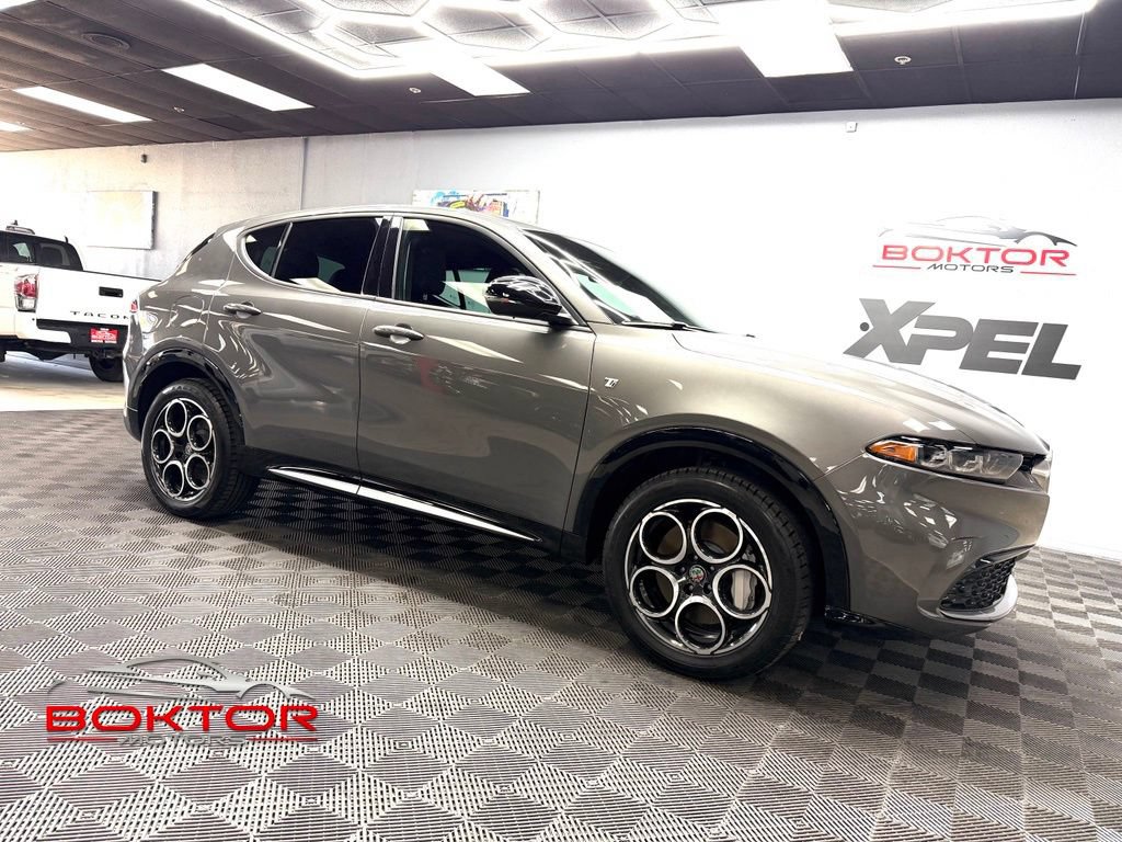 Used 2024 Alfa Romeo Tonale Ti