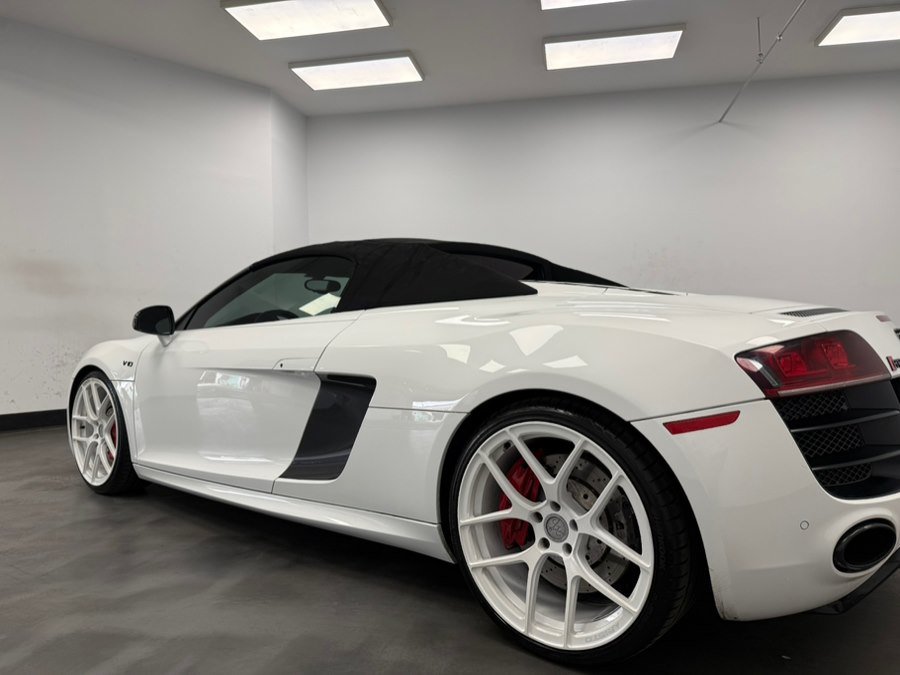 Used 2011 Audi R8 V10 AWD/4WD image 37