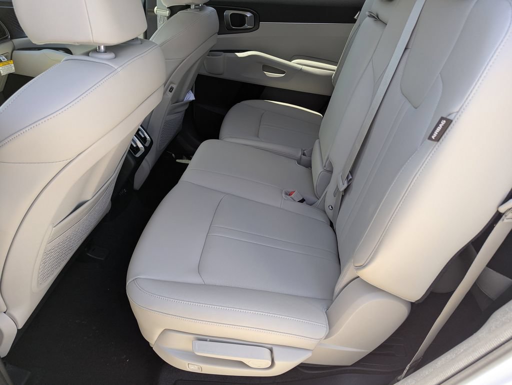 New 2026 Kia Sorento EX FWD image 17