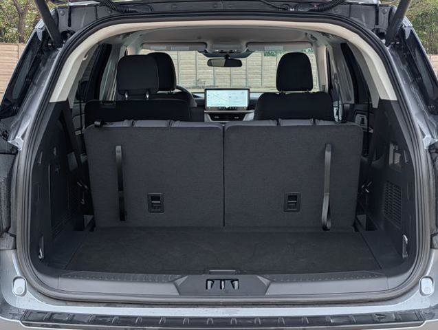 New 2026 Ford Explorer Active AWD/4WD image 50