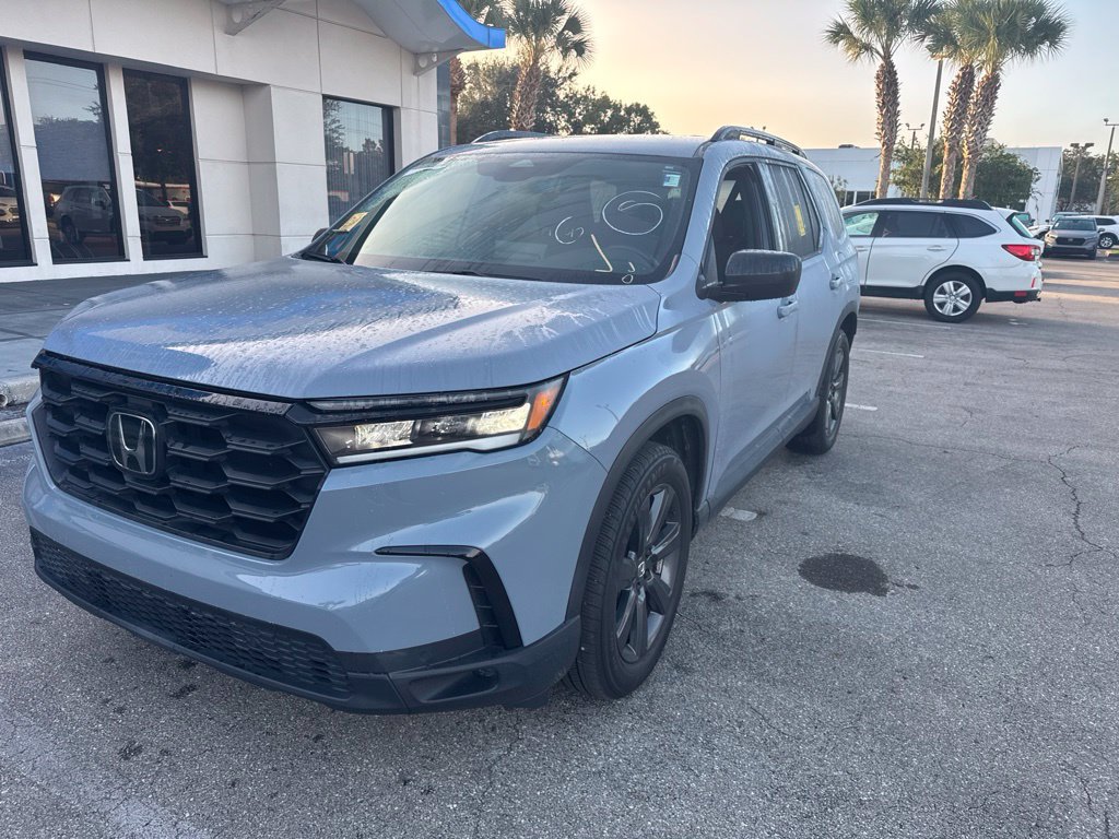 Used 2023 Honda Pilot Sport image 27