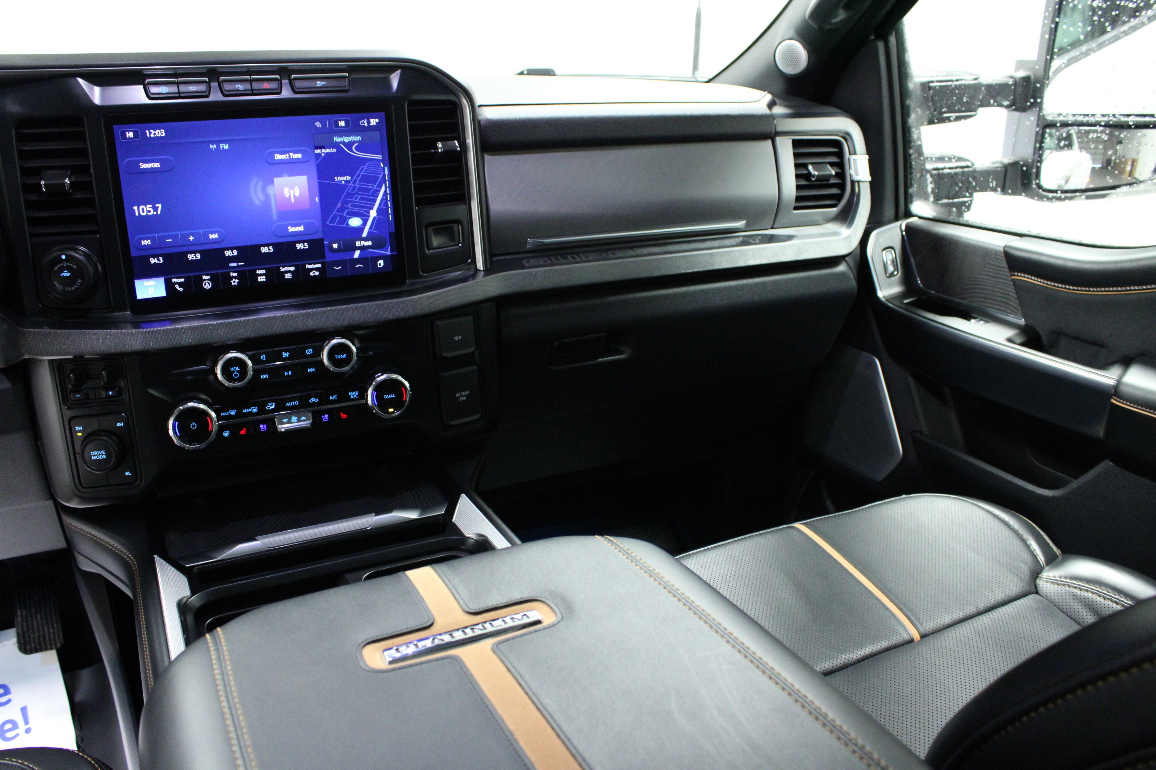 Used 2024 Ford F350 Platinum image 19