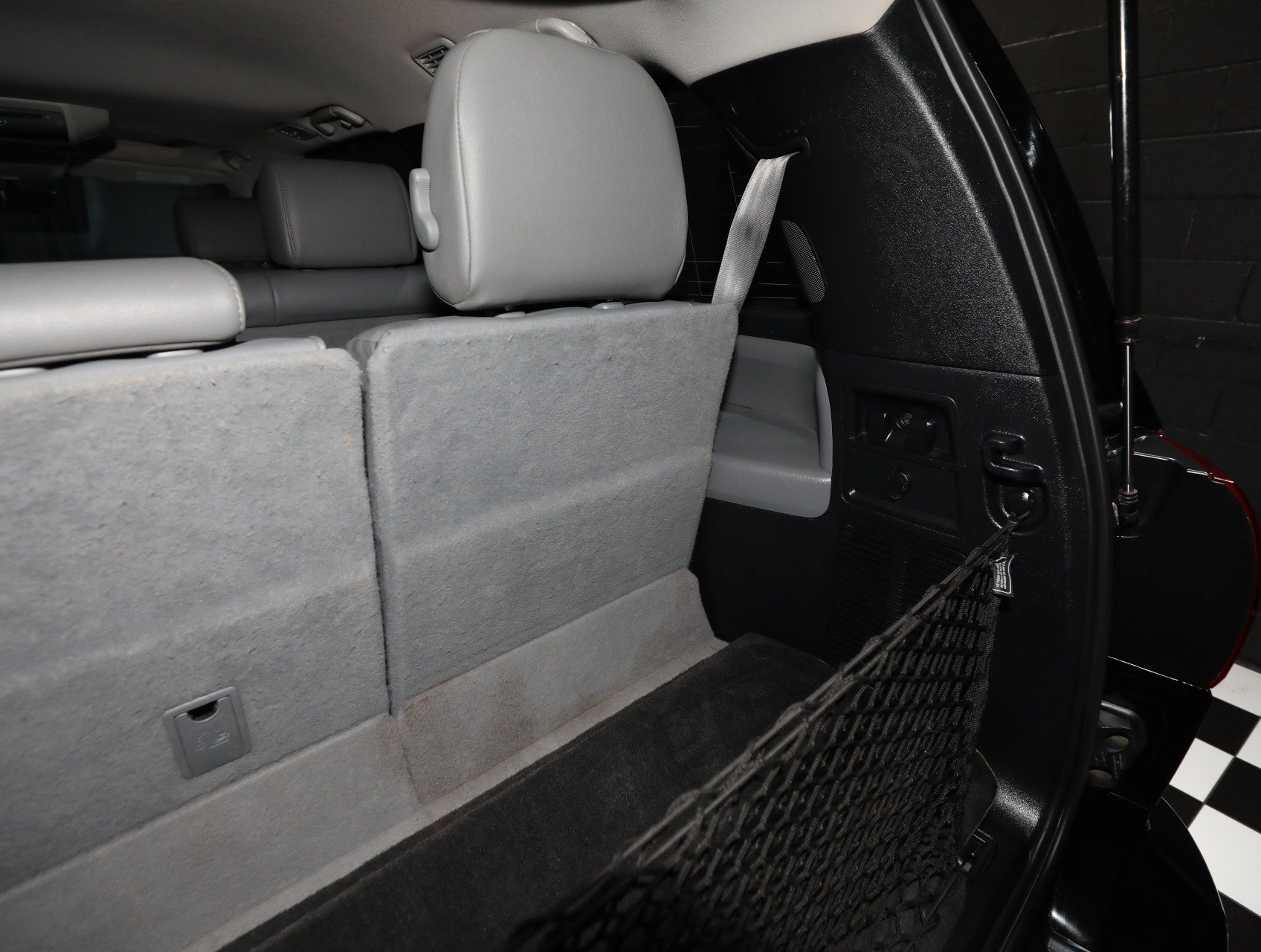 Used 2016 Toyota Sequoia Limited AWD/4WD image 46